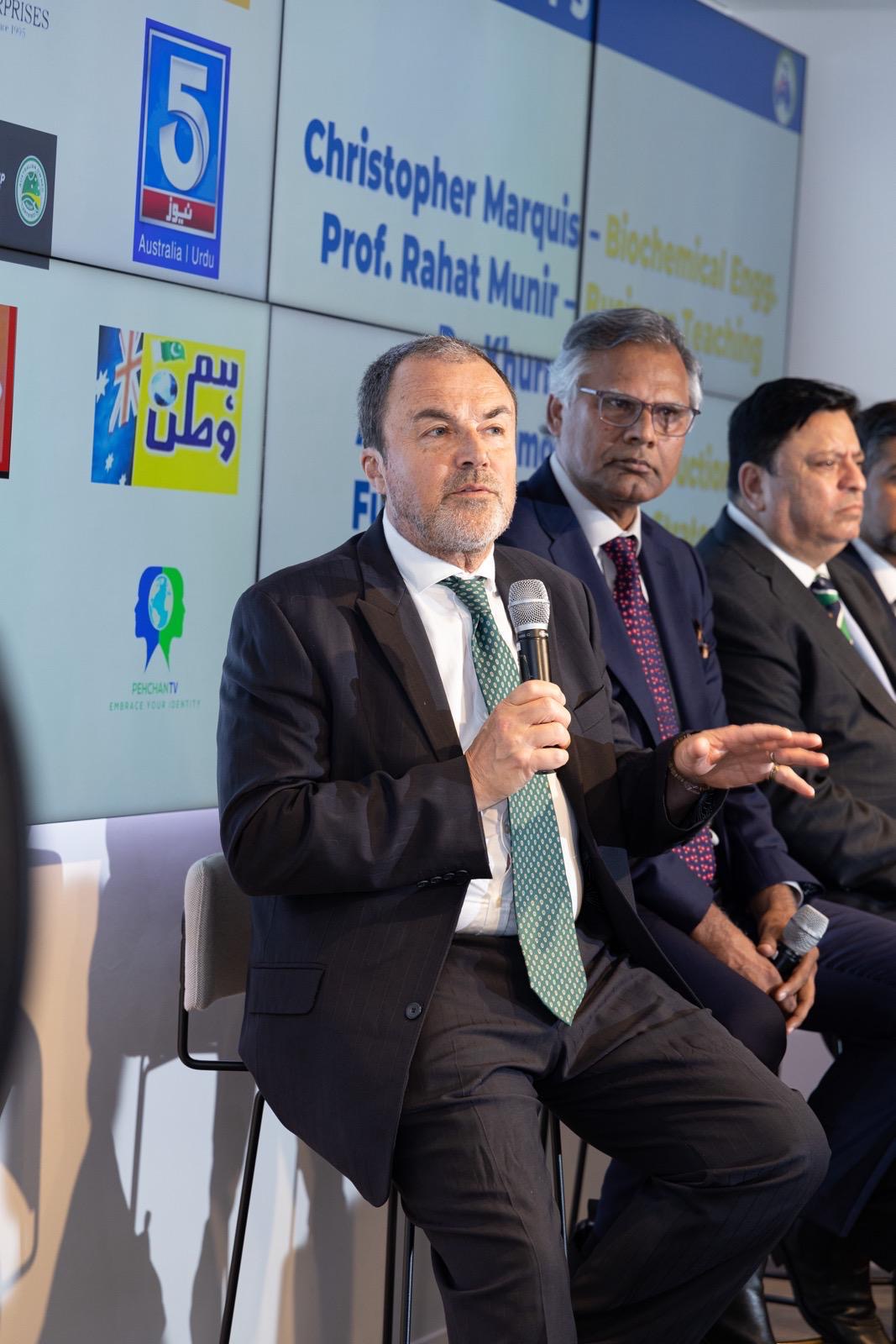 Guests at the PAK-AUS Engineers Association Annual Function 2024