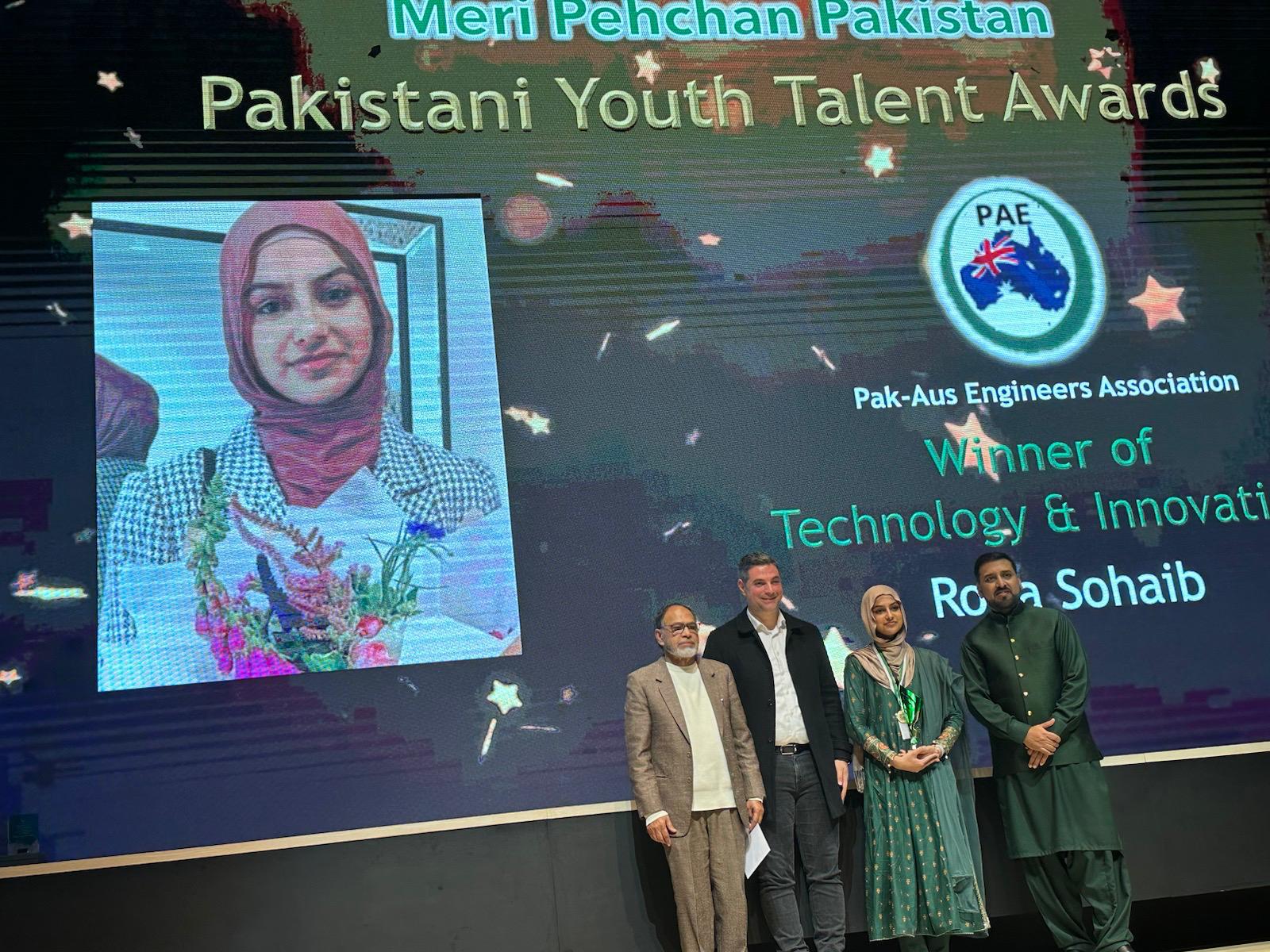 Presentation of the Young Innovator Award at Meri Pehchan's Pakistan Independence Day celebrations in 2024